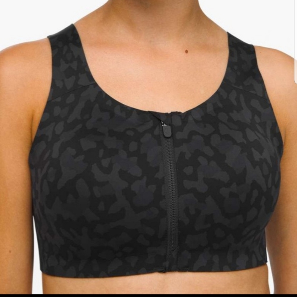 Lululemon Enlite Front-Zip Bra High Support in Formation Camo Deep Coal Multi